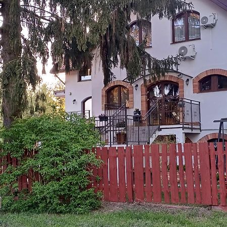 Gosciniec Twoje Mazury Nad Jeziorem Sniardwy Tuz Obok Plazy Новые Гуты Экстерьер фото